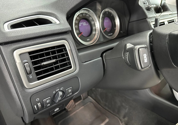 Volvo XC 70 cena 44500 przebieg: 237000, rok produkcji 2011 z Otmuchów małe 742